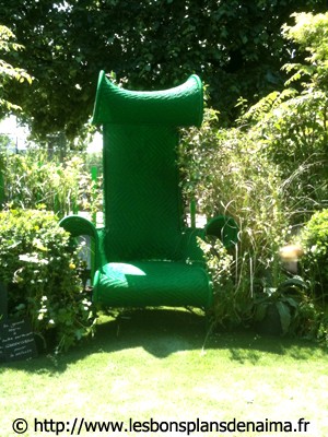fauteuil-vert-jardin.jpg