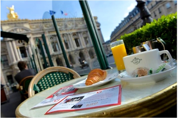 Petit-Dejeuner-Du-Coeur-Cafe-De-La-Paix.jpg