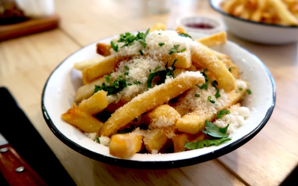 Frites-Parmesan.jpg