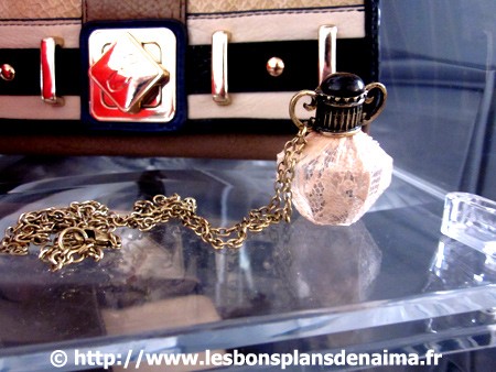 Collier-Parfum-New-Look.jpg