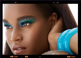 Maquillage-Turquoise.jpg