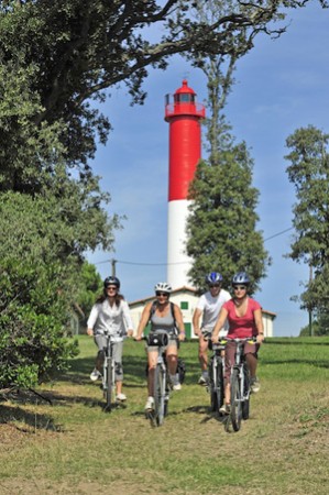 Phare-de-Terre-Negre.jpg