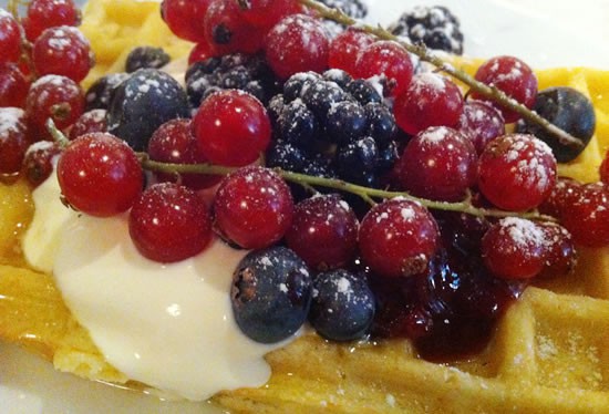 Gaufre-aux-fruits-rouges.jpg