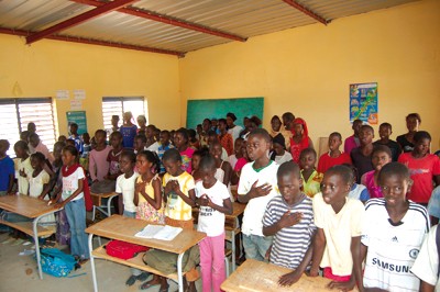 Salle-de-classe-Afrique.jpg