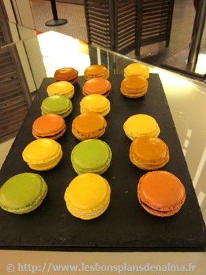 Plateau-de-macarons.jpg