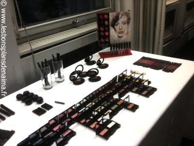 bar-a-couleurs-shiseido.jpg