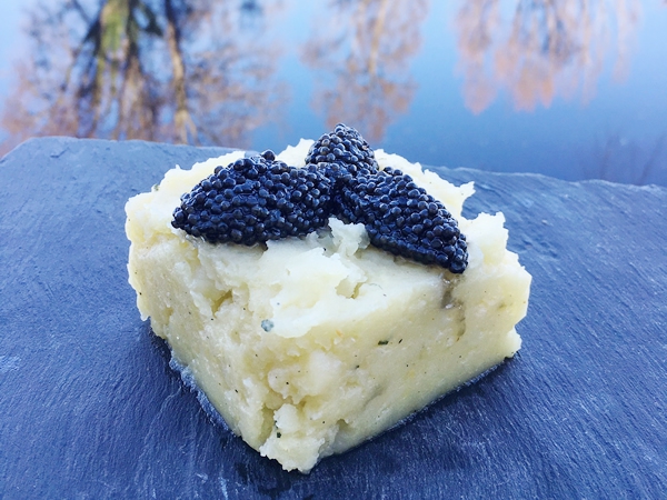 Pomme-De-Terre-caviar.jpg