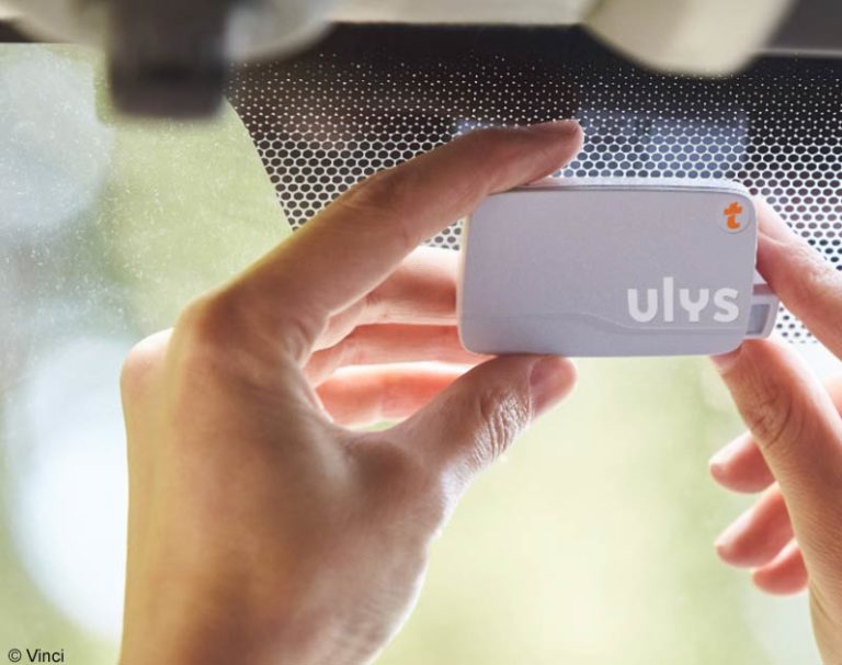 Support De Péage Autoroutier Adhésif Pour Voiture – Compatible Avec Ulys, Bip&Go, Liber-t, Fulli (Dispositif Kapsch TRP-4010) – Fixation Solide Sur Pare-Brise, Lot De 4 Pièces Blanches