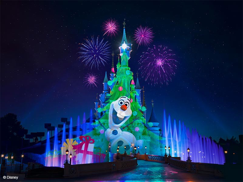 Château de Disneyland Paris à Noël