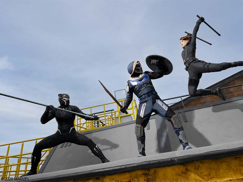 Combat de super-héros sur les toits du Marvel Avengers Campus